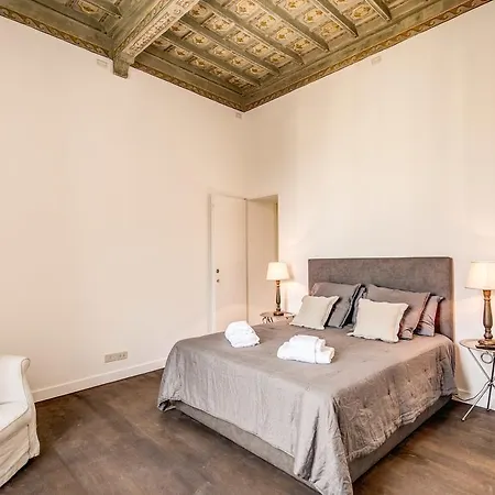 Piazza Farnese Exclusive View 2 Bedroom En Апартаменты
