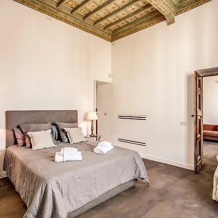 Piazza Farnese Exclusive View 2 Bedroom En Apartment Rome