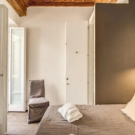 Piazza Farnese Exclusive View 2 Bedroom En Rome